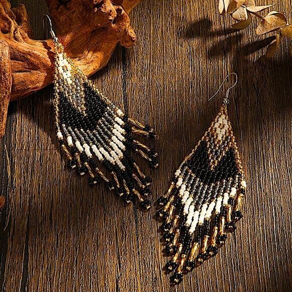 Handmade Beaded Boho Dangle Earrings - Picture 3 of 4